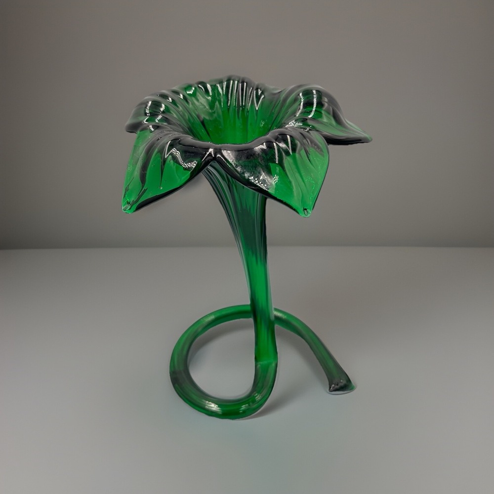 Mcm Hand blown Murano‎ Style Green Lilly Vase - Picture 4 of 9